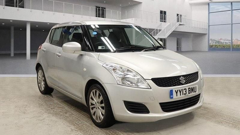 Used Suzuki Swift SZ3 94 HP (69 kW) 2013 Silver Hatchback