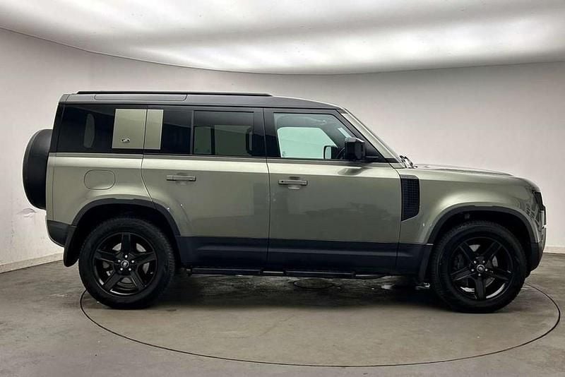 Used Land Rover Defender First Edition 237 HP (174 kW) 2020 Green SUV
