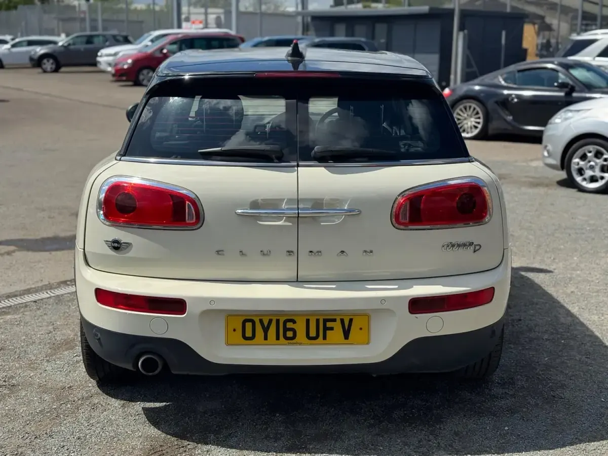 Używany Mini Cooper Clubman 150 KM (110 kW) 2016 Biały Kombi