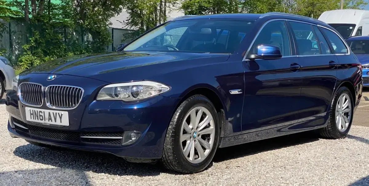 Used BMW 520 2011 Blue Estate