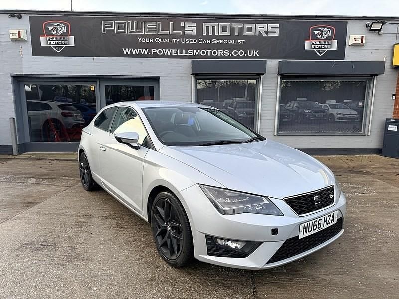 Begagnad Seat Leon FR 2016 Silver Halvkombi