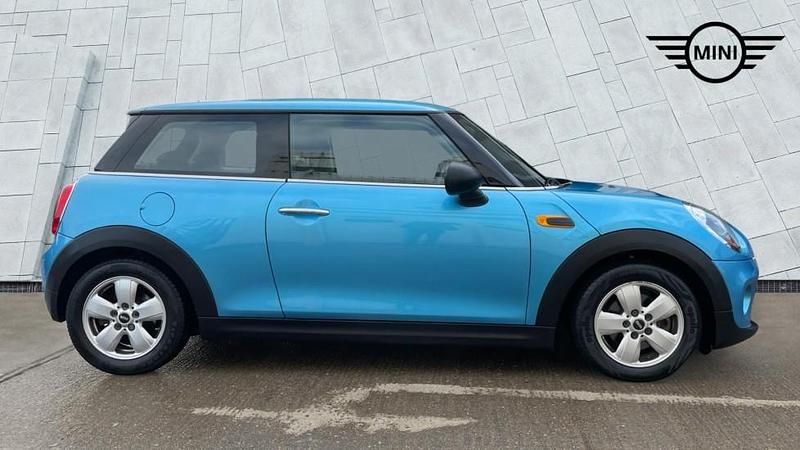Used Mini ONE Hatch 101 HP (74 kW) 2015 Blue Hatchback