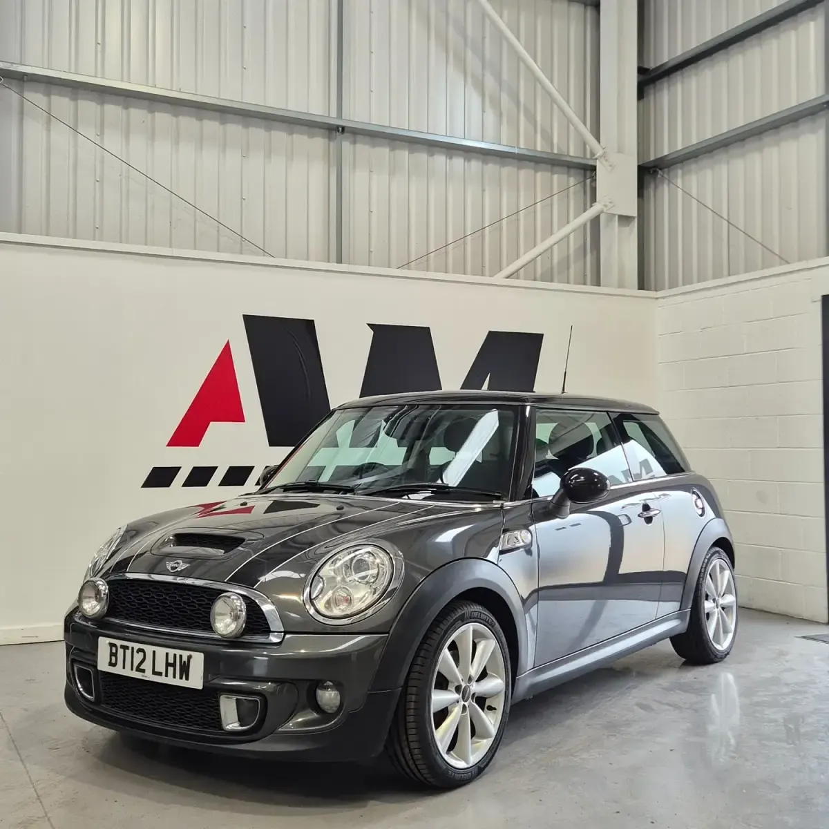 Usado Mini Cooper S Hatch 2012 Cinzento Citadino