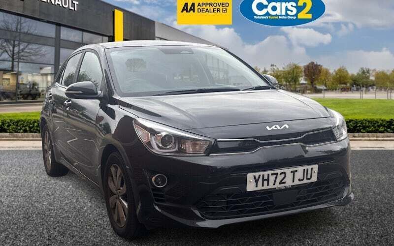 Used 2023 Kia Rio 3 Hatchback | £13,750 (Fair price) - Image 1/4