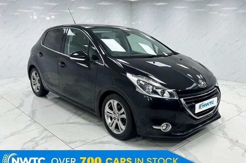 Used Peugeot 208 Allure 2015 Black Hatchback