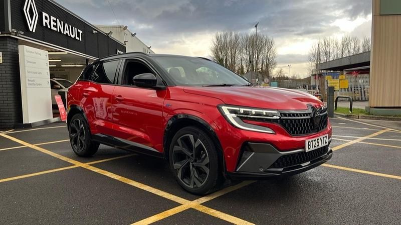 Used Renault Austral Iconic Esprit Alpine 200 HP (147 kW) 2025 Twotone metallic  flame red with diamond black r  SUV