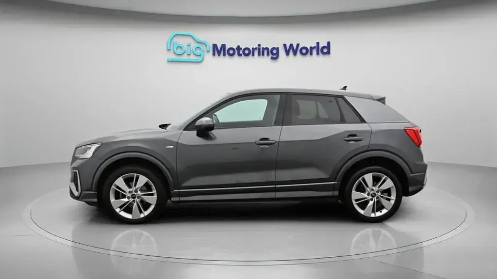 Used Audi Q2 S-Line 150 HP (110 kW) 2023 Grey SUV