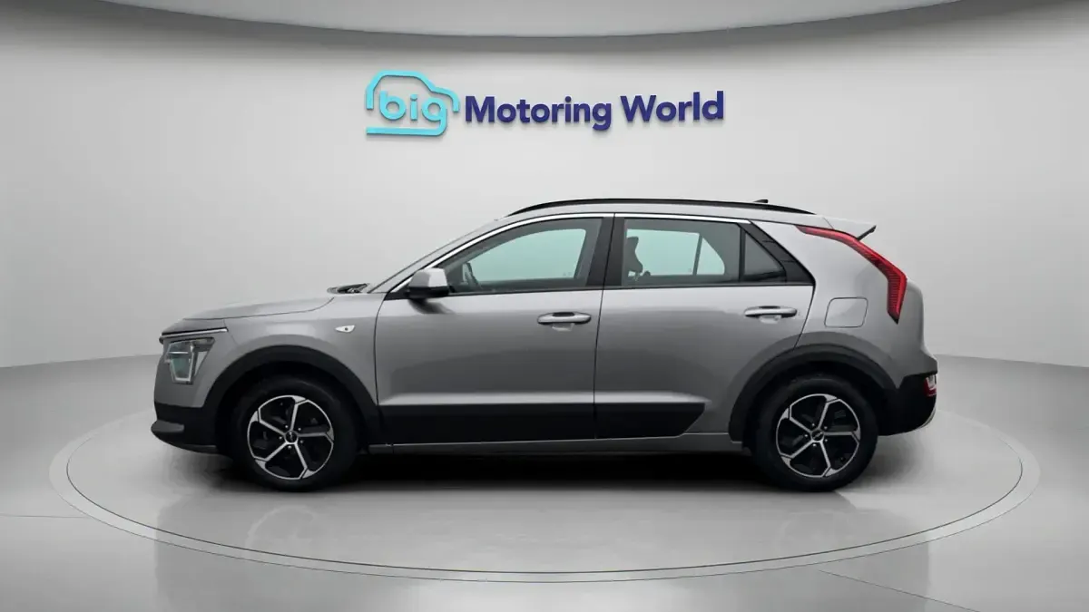 Used Kia Niro 141 HP (103 kW) 2022 Grey SUV