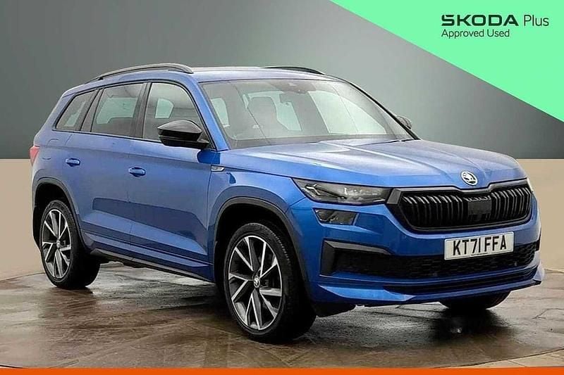 Used Skoda Kodiaq SportLine 147 HP (108 kW) 2022 Race blue metallic SUV
