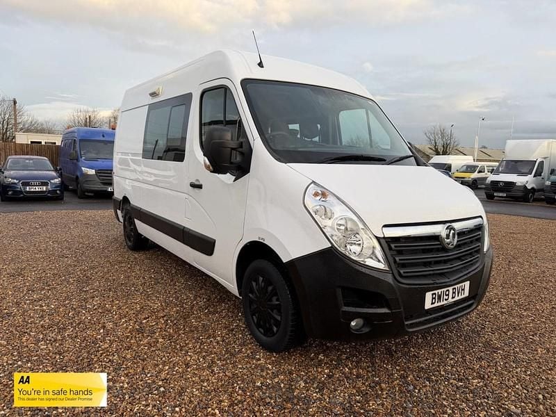 Used Vauxhall Movano 130 HP (95 kW) 2019 White MPV