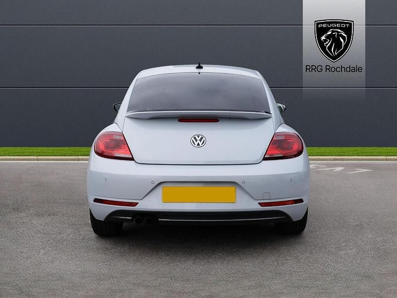 Used VW Beetle Design 148 HP (108 kW) 2018 Grey Hatchback