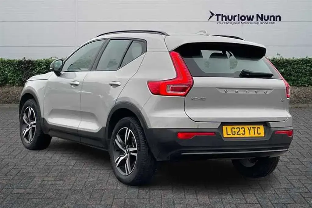 Used Volvo XC40 Plus 163 HP (119 kW) 2023 Silver SUV