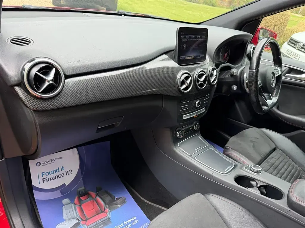 Used Mercedes B180 AMG line 109 HP (80 kW) 2017 Red Hatchback