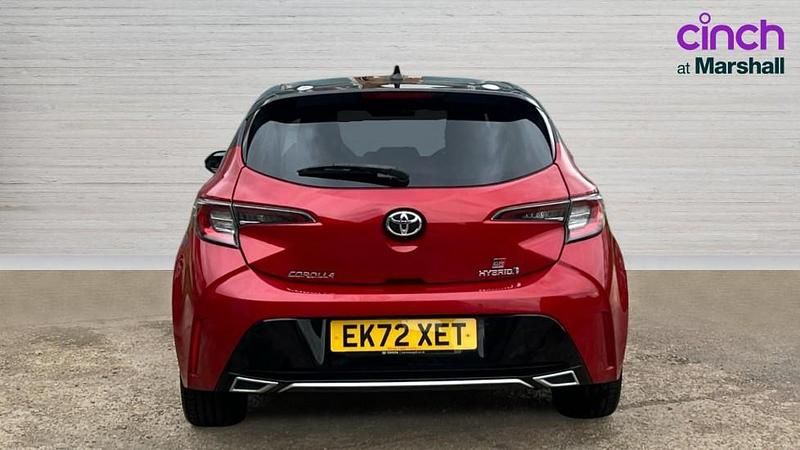 Used Toyota Corolla Sport 184 HP (135 kW) 2022 Red and black