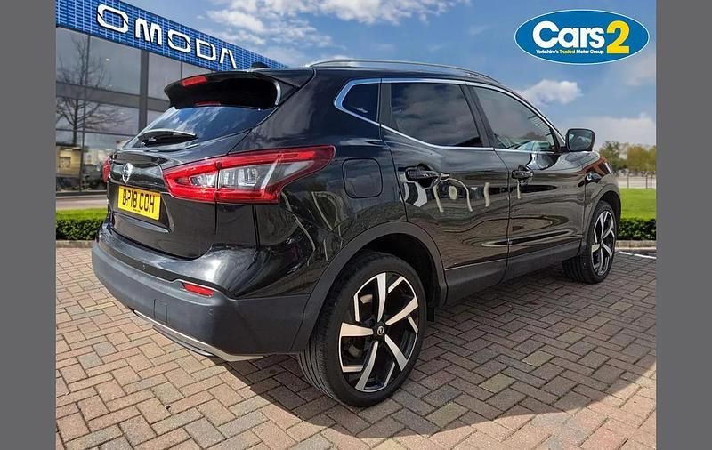 Used Nissan Qashqai Tekna 108 HP (79 kW) 2018 Black SUV