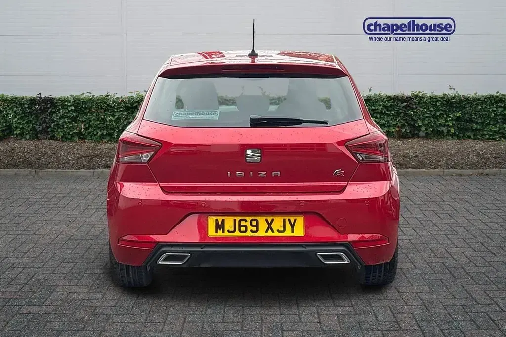 Usado Seat Ibiza FR 2019 Rojo Utilitario
