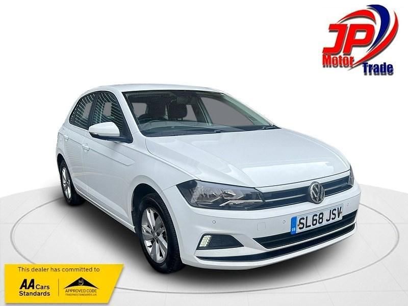 Used VW Polo SE 95 HP (69 kW) 2018 White Hatchback