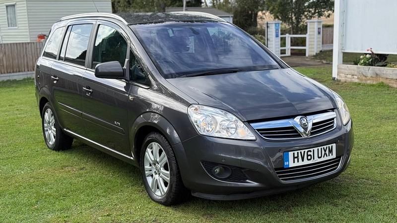 Grey Used 2011 Vauxhall Zafira Elite MPV | £2,750 (Fair price) - Image 1/4