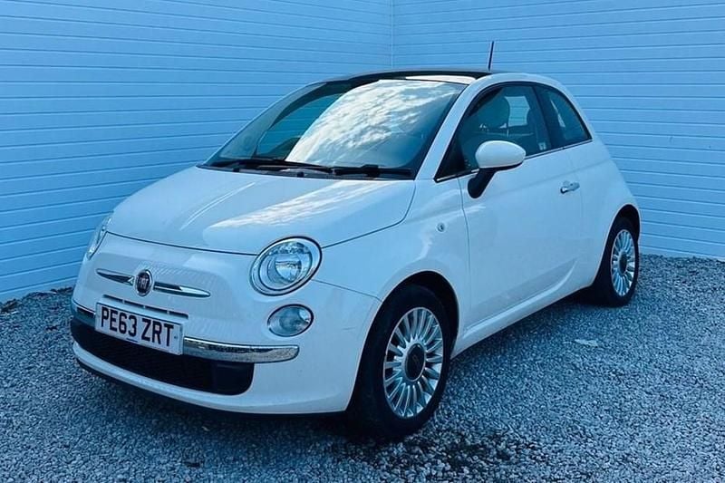 Used Fiat 500 Lounge 69 HP (50 kW) 2013 White Hatchback