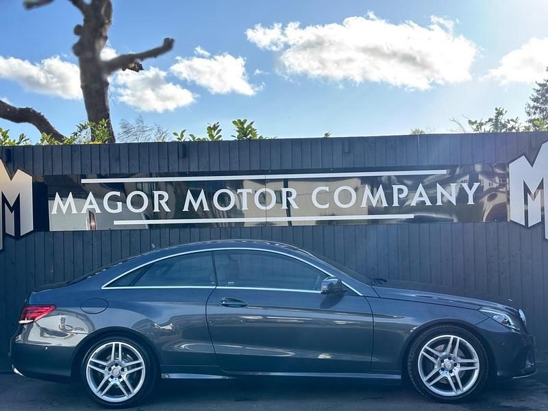Begagnad Mercedes E220 AMG 2015 Grå Sportkupé