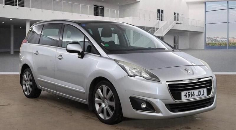 Used Peugeot 5008 Allure 115 HP (84 kW) 2014 Silver MPV