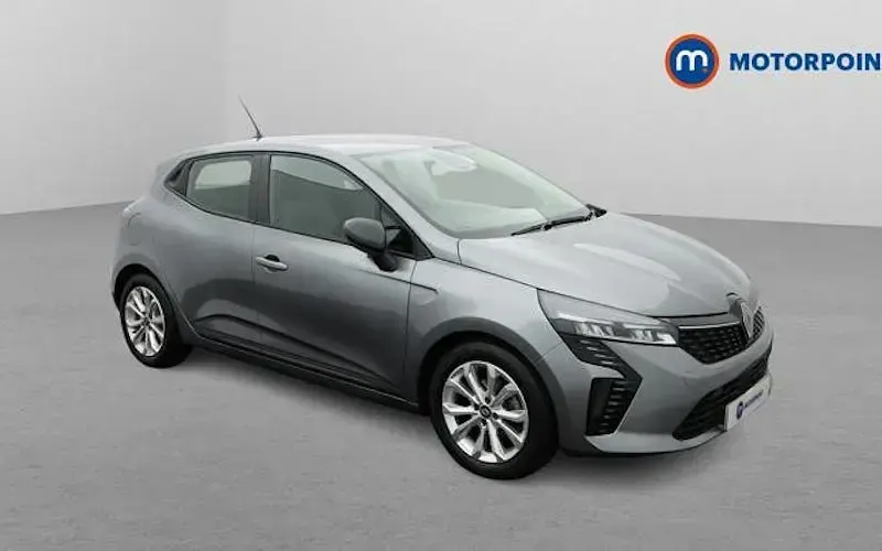 Used Renault Clio Evolution 90 HP (66 kW) 2024 Hatchback