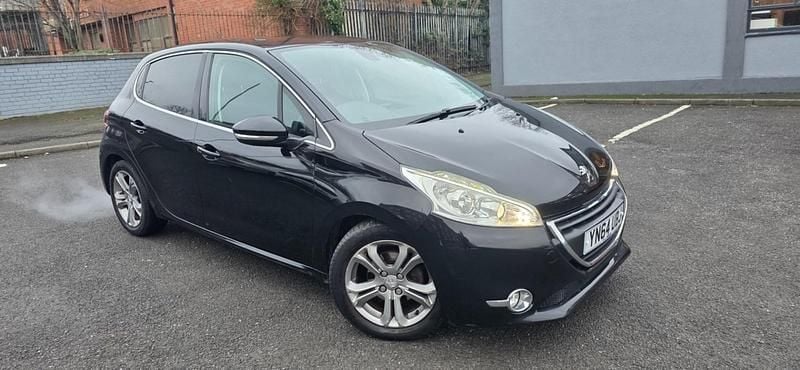 Used Peugeot 208 Allure 2014 Black Hatchback
