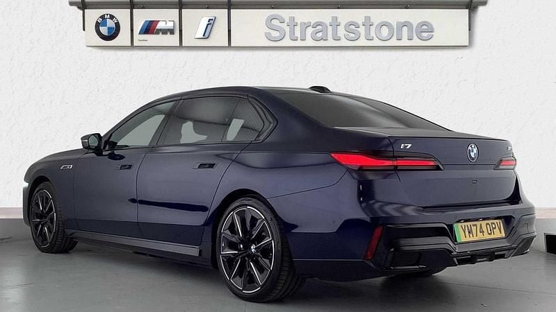 Usado BMW i7 Comfort Edition 478 kW (650 CV) 2025 Azul Berlina