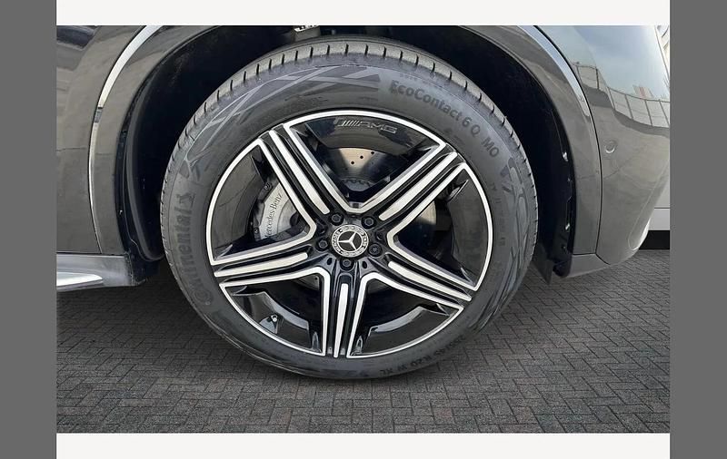 Used Mercedes GLC300e AMG Line Premium 265 HP (194 kW) 2025 Black Coupe