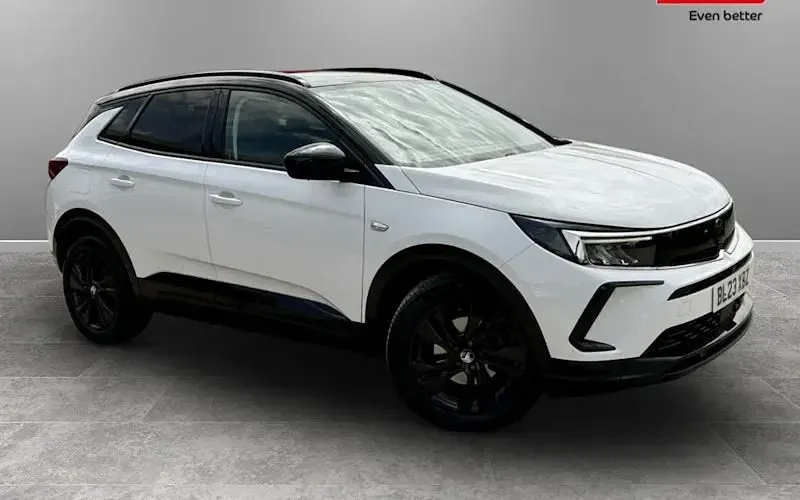 Used Vauxhall Grandland X 131 HP (96 kW) 2024 SUV