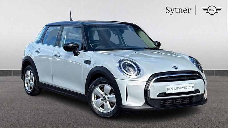 Silver Used 2022 Mini Cooper Classic Hatchback | £16,500 (Fair price) - Image 1/4