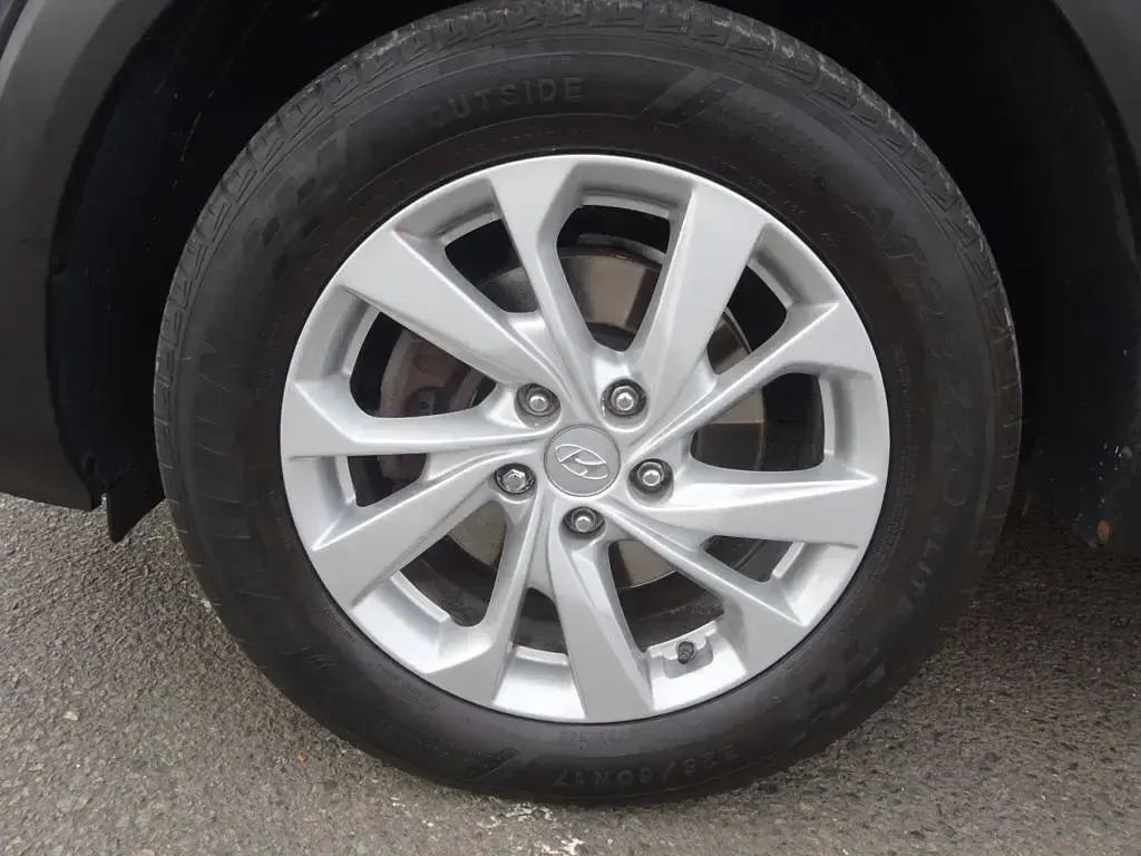 Used Hyundai Tucson SE 116 HP (85 kW) 2021 Grey SUV