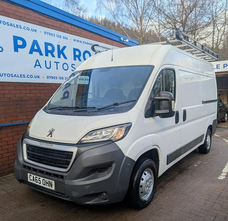 White Used 2016 Peugeot Boxer Van | £9,995 (Good price) - Image 1/2