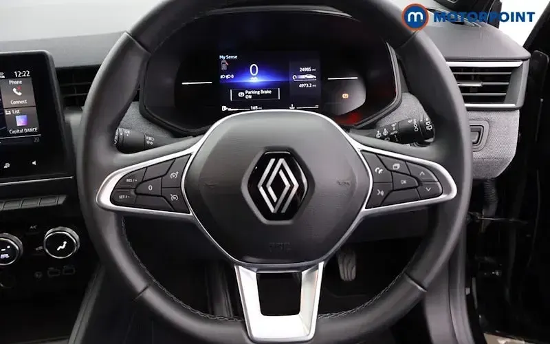 Used Renault Clio Techno 90 HP (66 kW) 2023 Black Hatchback