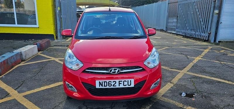 Used Hyundai i10 Active 85 HP (62 kW) 2012 Red Hatchback