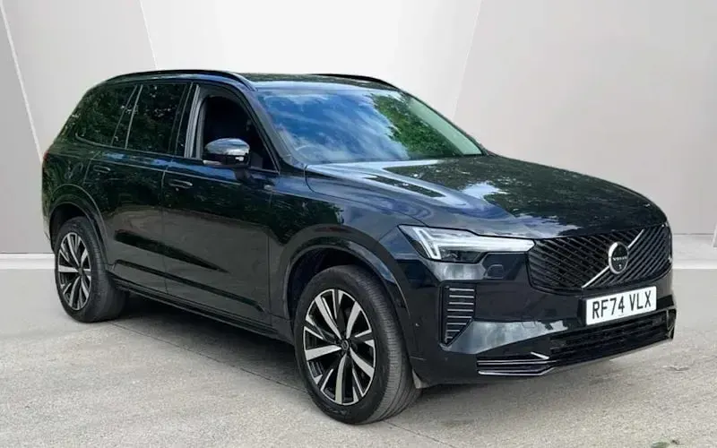 Used Volvo XC90 Plus 250 HP (183 kW) 2025 SUV