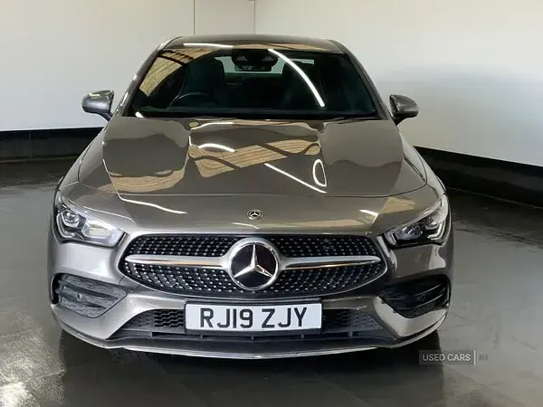 Begagnad Mercedes CLA220 AMG line 190 HK (139 kW) 2019 Grå Sedan