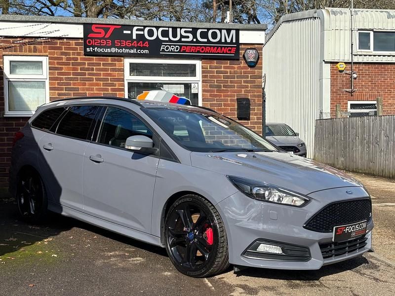 Used Ford Focus ST 2016 Grey Estate