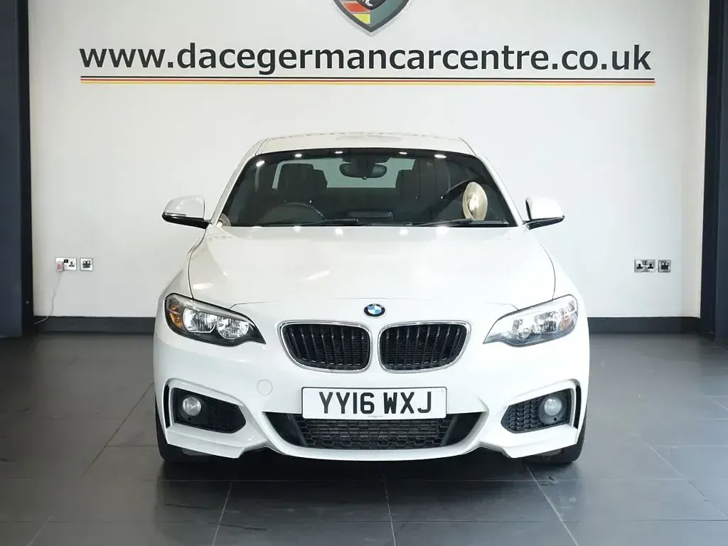 Used BMW 218 M Sport 150 HP (110 kW) 2016 White Coupe