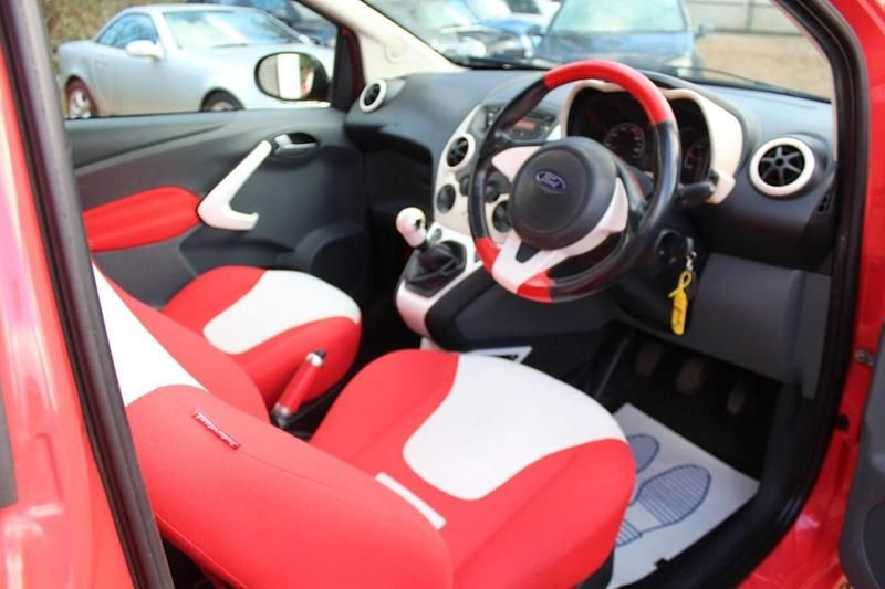 Usado Ford Ka 69 HP (50 kW) 2010 Vermelho Citadino