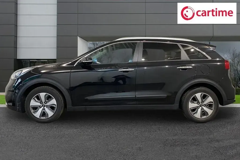 Usado Kia Niro 139 CV (102 kW) 2018 Negro SUV