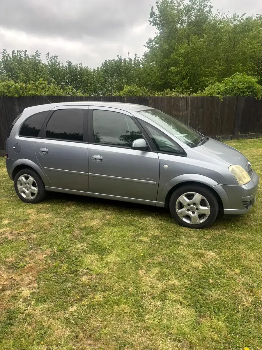Used Vauxhall Meriva 2008 Silver MPV