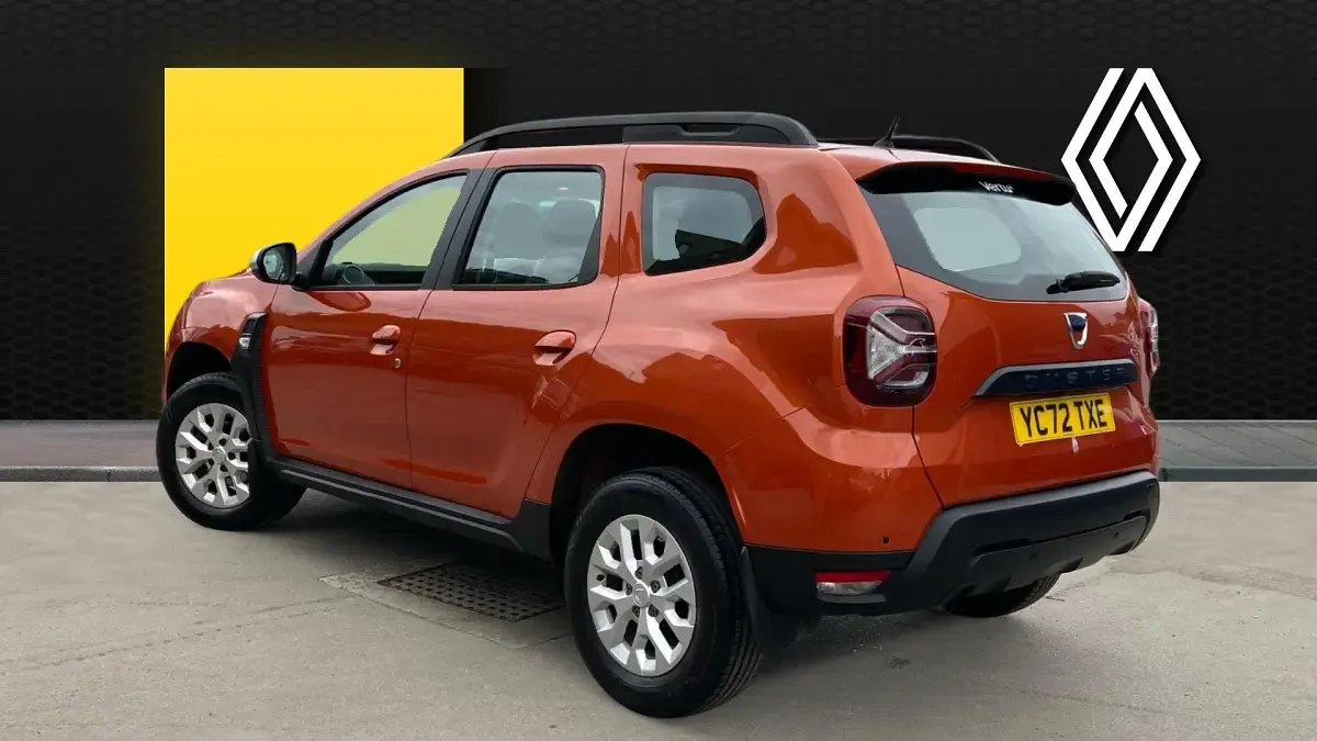 Used Dacia Duster Comfort 91 HP (66 kW) 2022 Orange SUV
