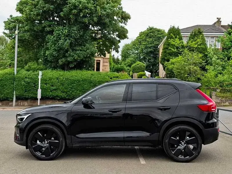 New Volvo XC40 Plus 161 HP (118 kW) 2026 SUV