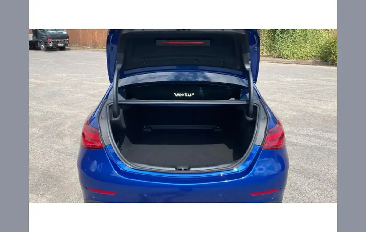 Used Mercedes C300 AMG Line Premium Plus 254 HP (186 kW) 2024 Blue Sedan