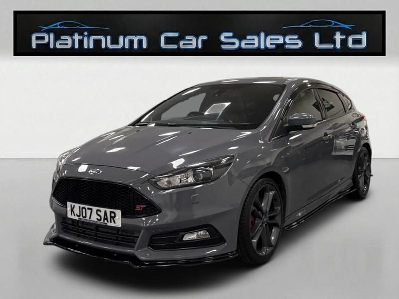 Used Ford Focus ST 185 HP (136 kW) 2016 Grey Hatchback