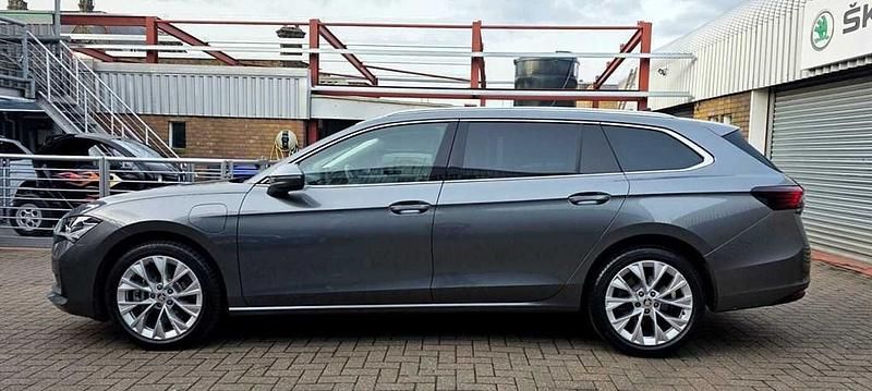 Used Skoda Superb SE L 200 HP (147 kW) 2024 Grey Estate