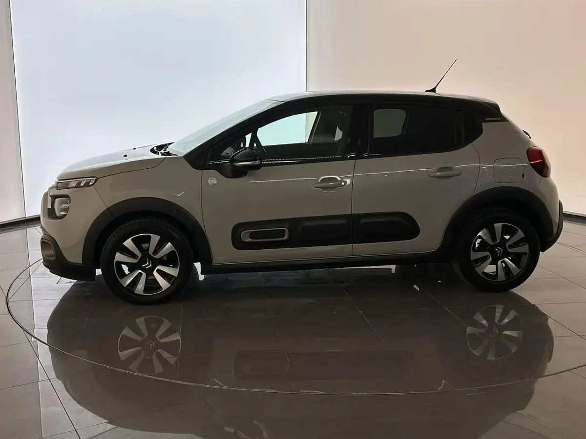 Used Citroën C3 PureTech 108 HP (79 kW) 2023 Brown Hatchback