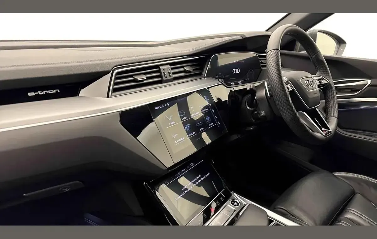 Used Audi Q8 e-tron S-Line 300 kW (408 HP) 2023 Grey SUV