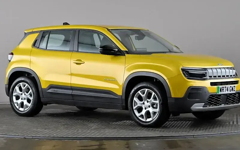 Begagnad Jeep Avenger Altitude 114 kW (156 HK) 2024 SUV